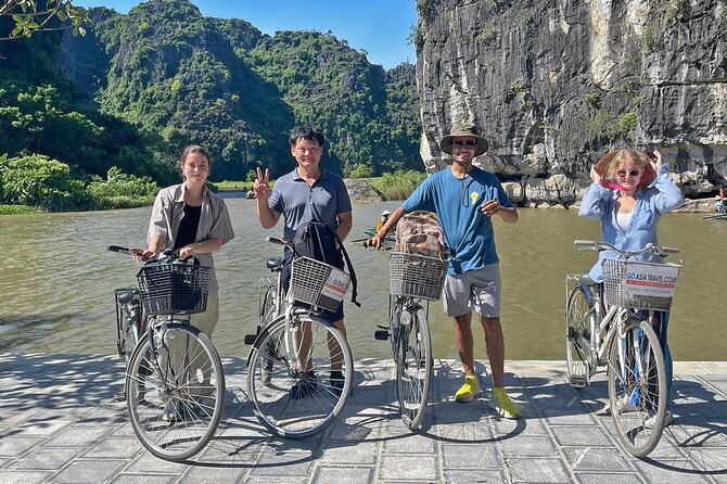 Ninh Binh Full Day Tour with Hoa Lu, Tam Coc and Mua Cave - Tam Coc by sampan through three caves