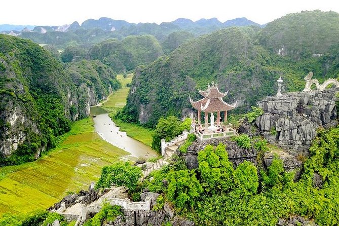 Ninh Binh Highlights Hoa Lu/Bai Dinh-Trang An/ Tam Coc- Mua Cave - Bai Dinh Pagoda and the scale of the complex