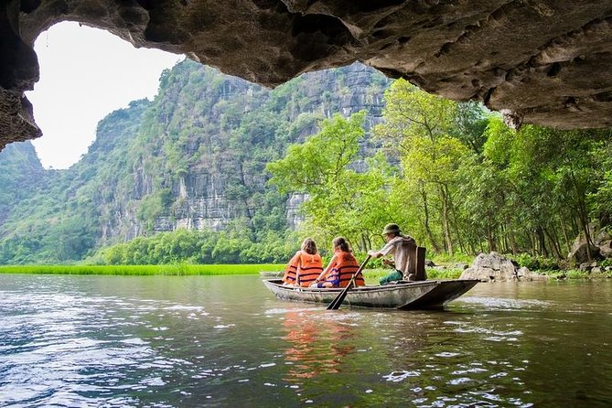 Ninh Binh Highlights Hoa Lu/Bai Dinh-Trang An/ Tam Coc- Mua Cave - Vietnamese buffet lunch and what to expect