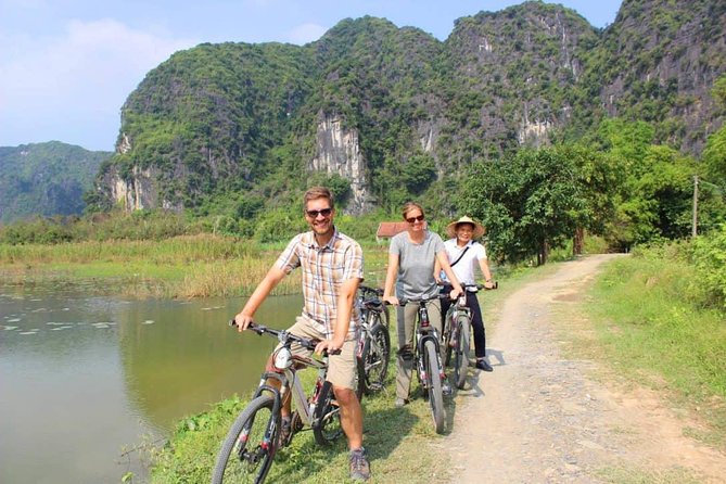 Ninh Binh Hoa Lu Tam Coc Mua Cave Boat & Bike Day trip from Hanoi: best selling - What the long Hanoi schedule feels like