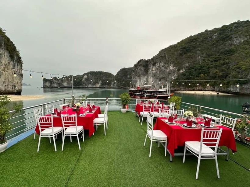 Ninh Binh: Lan Ha, Halong bay luxury cruises with balcony - Sunset, cooking, and a well-timed evening