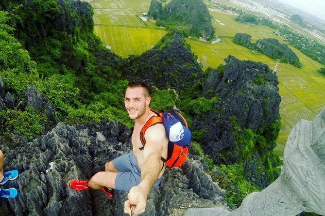 Ninh Binh Private Day Tour: Mua Cave, Tam Coc, Hoa Lu All Include - Mua Cave and the Big View