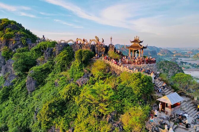 Ninh Binh Tour from Hanoi for 6-9 Pax/tour by DCar Limousine - Mua Cave and the climb to the Ninh Binh view