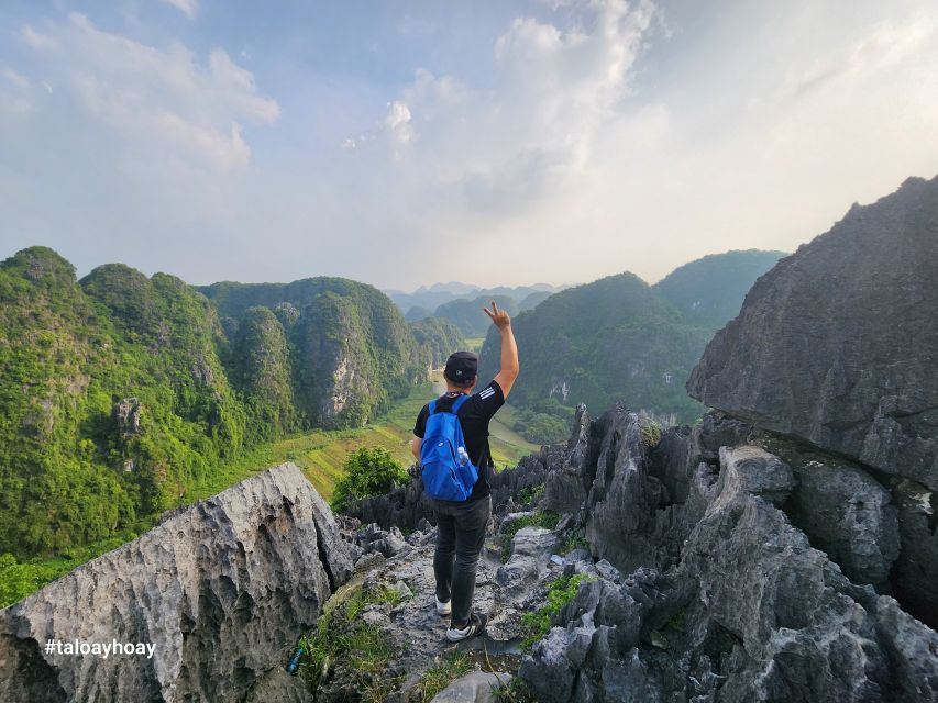 Ninh Binh Tour: Full-Day Hoa Lu and Tam Coc Boat Tour - Guides can shape the whole day