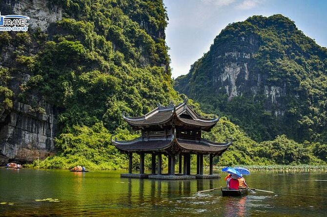 Ninh Binh: Trang An, Bai Dinh, Hoa Lu, Mua Cave, Small Group Tour - Hoa Lu and the first chapters of Vietnam