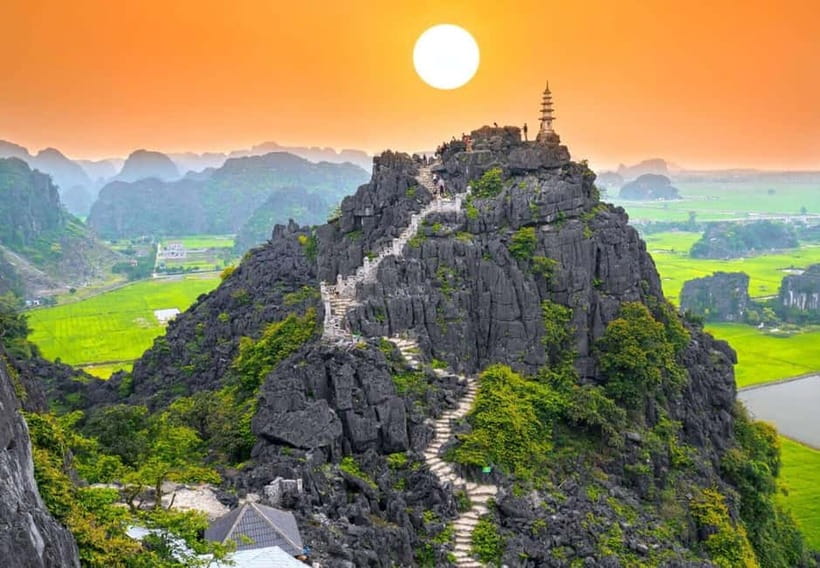 Ninh Binh: Trang An Boat Ride, Bich Dong & Mua Cave Sunset - The ride through villages and rice fields