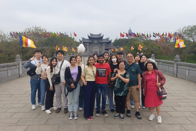Ninh Binh: Trang An, Hoa Lu, Bich Dong, Mua Cave Small Group Tour - Hoa Lu and the story of Vietnam’s early capital