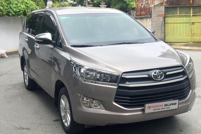 Nội Bài International Airport Private Transfer to city centre - Finding your driver at the international terminal