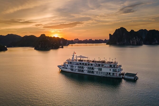 Oasis Bay Party Cruise 2 Days 1 Night - Ha Long Bay Tour - Morning on Day 2