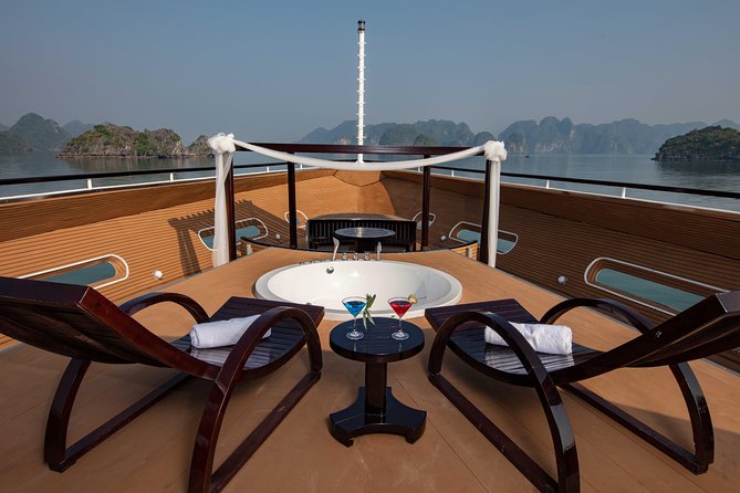 [OFFICIAL]Scarlet Pearl Cruises 5++stars &CATAMARAN ULTRA LUXURY - Sunrise, Tai Chi, and breakfast on Day 2