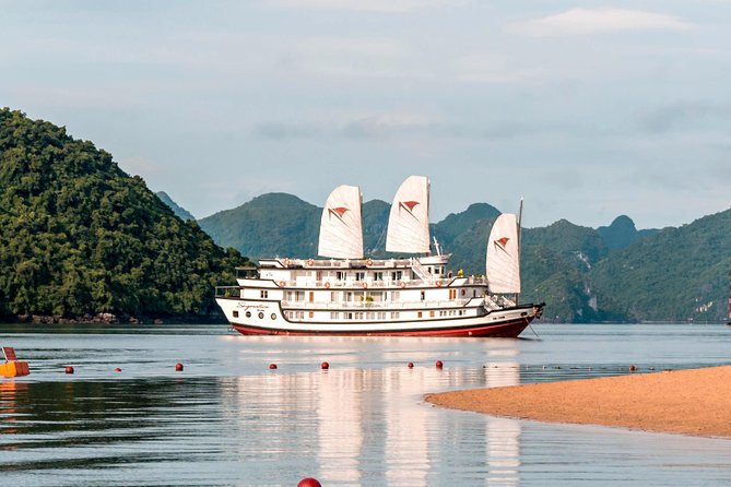 (Official) Signature Halong Cruise - 03 days 02 nights program - Tai Chi and breakfast on the second morning