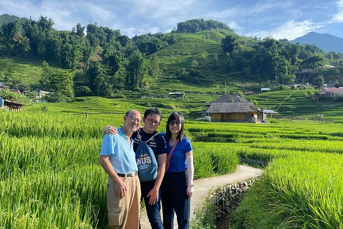 One Day Sapa Trekking to Lao Chai and Ta Van Villages - Lao Chai, terraces and Hmong village life