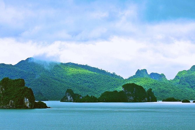 Overnight Bai Tu Long Bay and Ha Long Bay Cruise - Timing, weather, and the small drawbacks