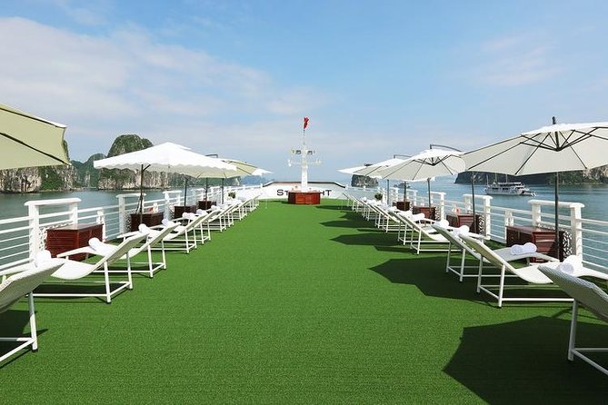 Overnight Halong Bay Cruise on the Starlight - Ti Top Island for a viewpoint and a swim
