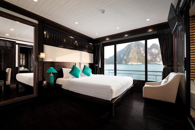 Overnight Luxury 5 Star Alisa Cruise with Meals, Kayak or Bamboo Boat - Why an overnight cruise works well in Ha Long Bay