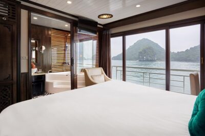 Overnight Luxury 5 Star Alisa Cruise with Meals, Kayak or Bamboo Boat