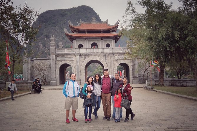Premium Hoa lu - Trang An - Mua Cave with Buffet Lunch from Hanoi - Why this day trip works from Hanoi