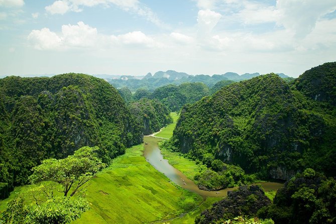 Premium Hoa lu - Trang An - Mua Cave with Buffet Lunch from Hanoi - Buffet lunch and the optional bike ride
