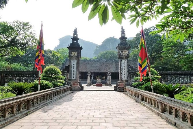 Premium Hoa lu - Trang An - Mua Cave with Buffet Lunch from Hanoi - What the $60 price really gives you