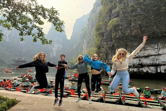 Private 1 day in Ninh Binh with Hoa Lu, Trang An and Mua cave - Lunch, timing, and what to bring