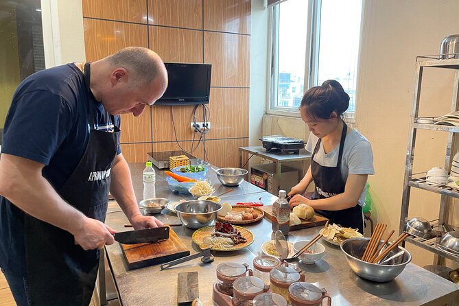 Private Cooking Class with 5 dishes of your choice - Starting at 8 P. Gia Ngư in Hoàn Kiếm