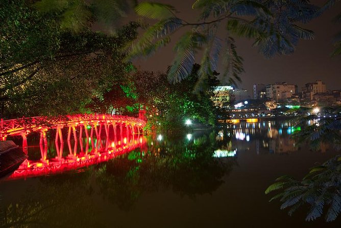 Private Evening Walking Tour - Cyclo & Water Puppet Show in Hanoi Old Quarter - Inside Thang Long Water Puppet Theater
