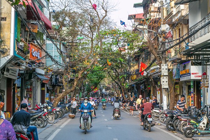 Private Experience Hanoi City, Food Street, Bat Trang Ceramic - Hoa Lo Prison and its difficult stories