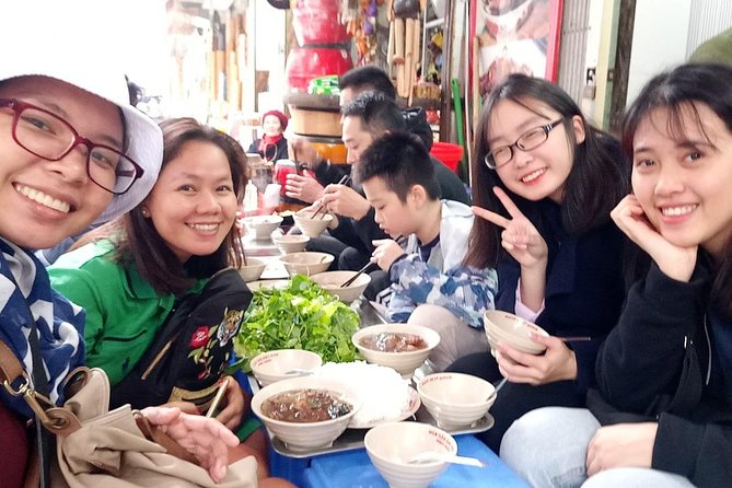 Private food tour with Real Foodie - Starting in the Old Quarter