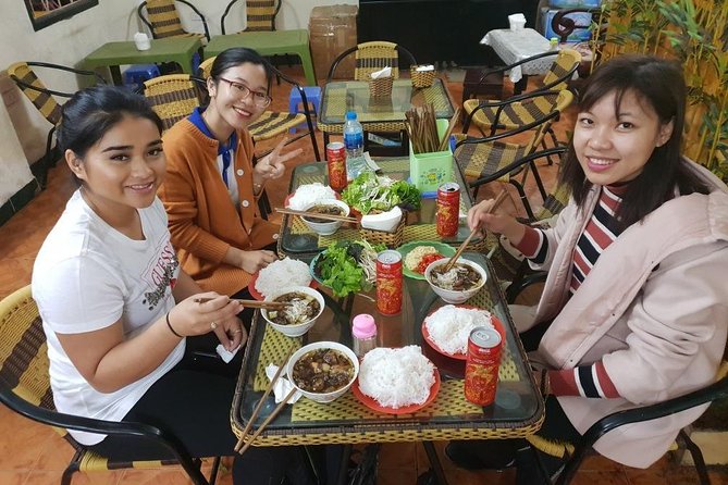 Private food tour with Real Foodie - Hoan Kiem Lake and the city center