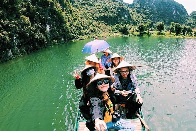 Private Full-Day Tour to Halong Bay from Hanoi - What the $220 price includes