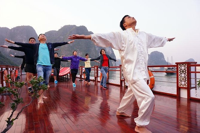 Private Halong Bay In Day - The good and less-good parts of the nine-hour schedule