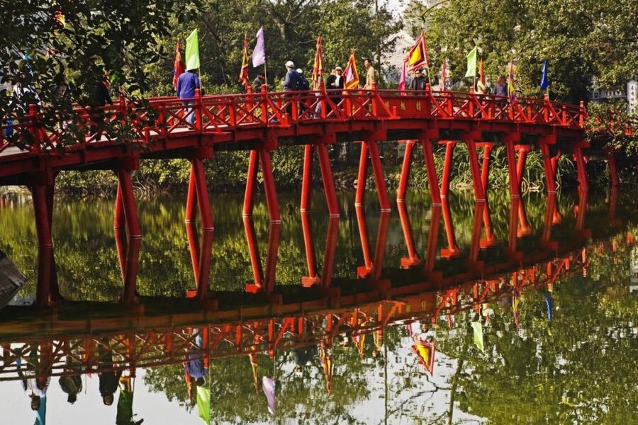Private Hanoi City Tour: HoChiMinh Mausoleum & Water Puppet - Key points to know before booking