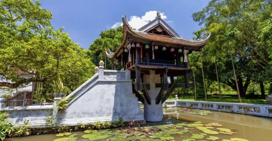 Private Hanoi City Tour: HoChiMinh Mausoleum & Water Puppet - Quan Thanh Taoist Temple and Hanoi’s sacred geography