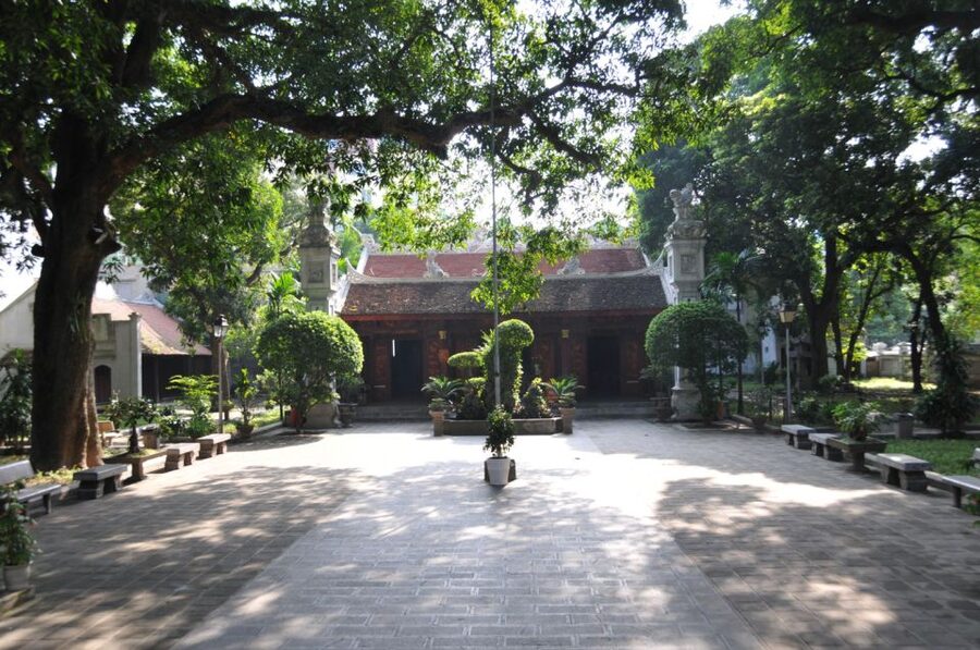 Private Hanoi City Tour: HoChiMinh Mausoleum & Water Puppet - Starting at the Ho Chi Minh Complex