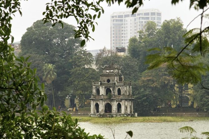 Private Hanoi Photoshoot – Iconic Spots & Hidden Gems - Key points at a glance
