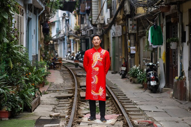 Private Hanoi Photoshoot – Iconic Spots & Hidden Gems - Long Bien Bridge and the wider city view