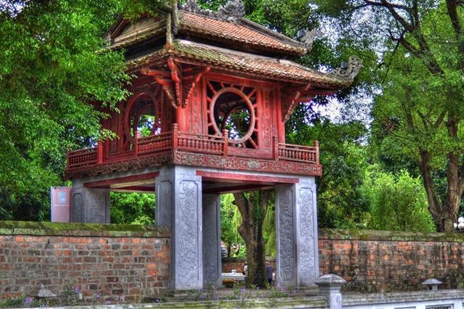 Private LUXURY Hanoi City Full day guided tour - A fast, comfortable way to meet Hanoi