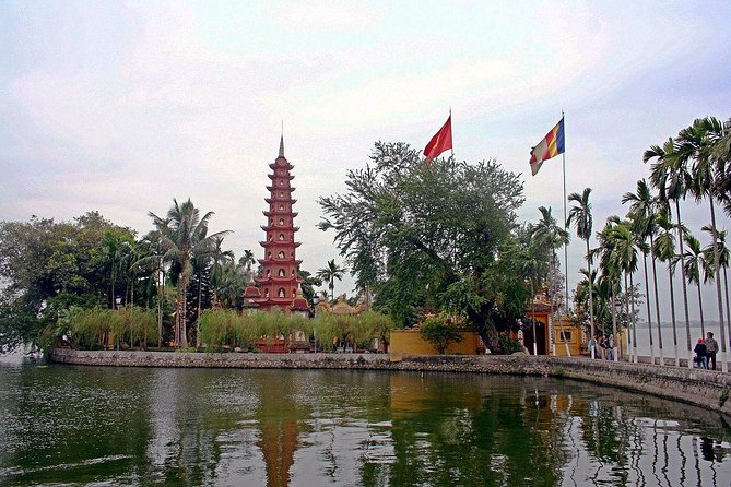 Private LUXURY Hanoi City Full day guided tour - Hoan Kiem Lake, Ngoc Son Temple, and the Old Quarter