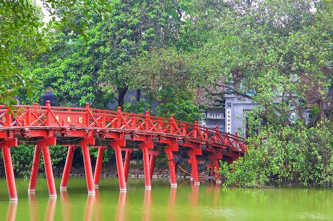 Private LUXURY Hanoi City Full day guided tour - Ho Chi Minh Mausoleum and One Pillar Pagoda