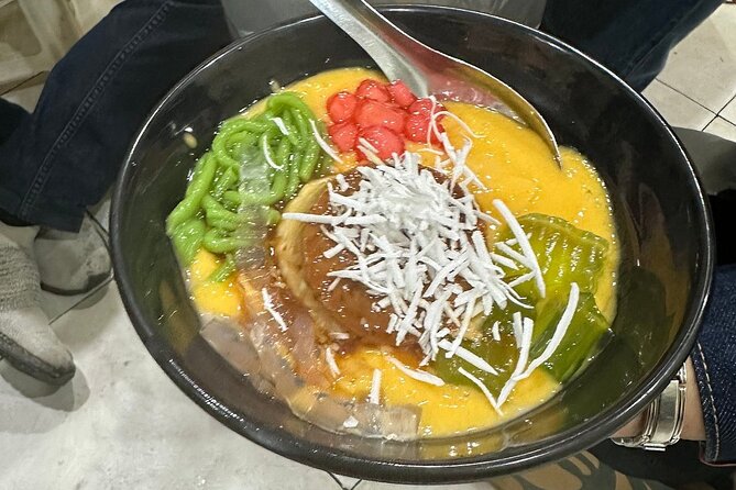 Private Street Food Tour with a Local Food Guide - Why this Hanoi food walk works so well