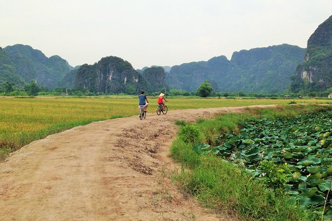 [Private] Tam Coc Boat-ride & Bich Dong Pagoda - Day tour - The Tam Coc day trip in plain terms
