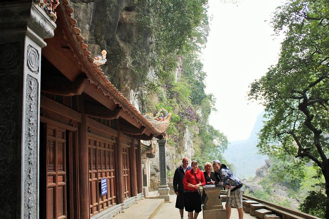 [Private] Tam Coc Boat-ride & Bich Dong Pagoda - Day tour - Cycling through Ninh Binh’s back roads