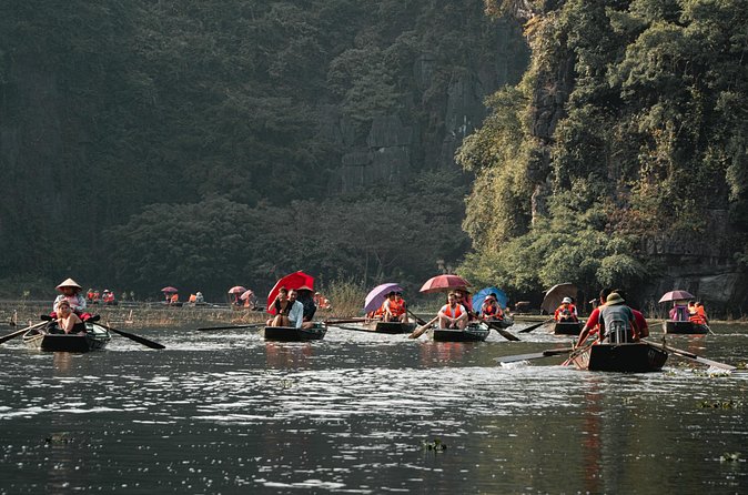[Private] Trang An Boat Ride and Hoa Lu Temples - Day tour - Who will enjoy this day most