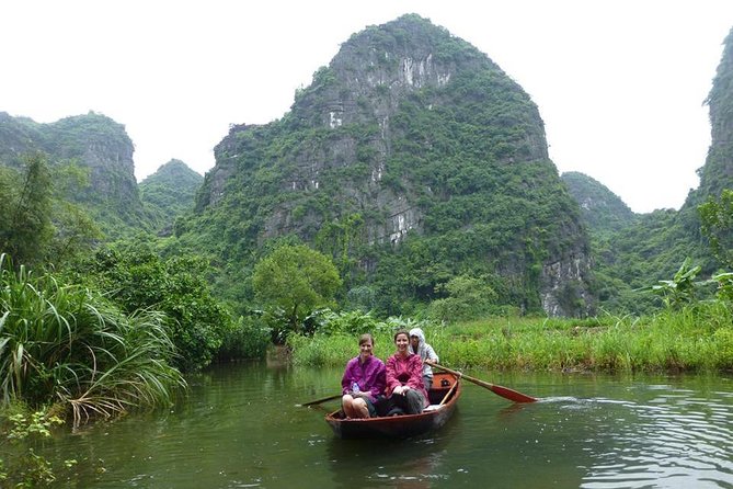 [Private] Trang An Boat Ride and Hoa Lu Temples - Day tour - The 7:30 a.m. pickup and the road south