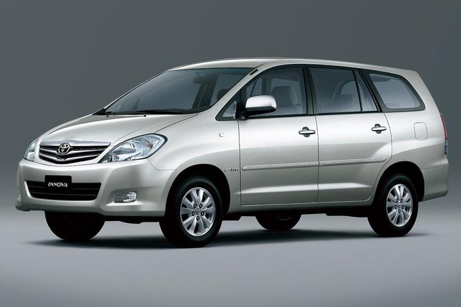Private transfer between Hanoi and Halong - The 2 to 3-Hour Road Journey