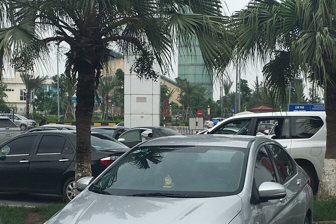 Private Transfer from Hanoi Airport HAN to Old Quarter - Who will get the most from this transfer