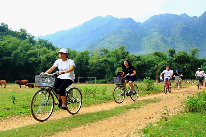 Private Transfer Hanoi <=> Mai Chau One Way (Free hotel pickup) - Airport pickup and timing