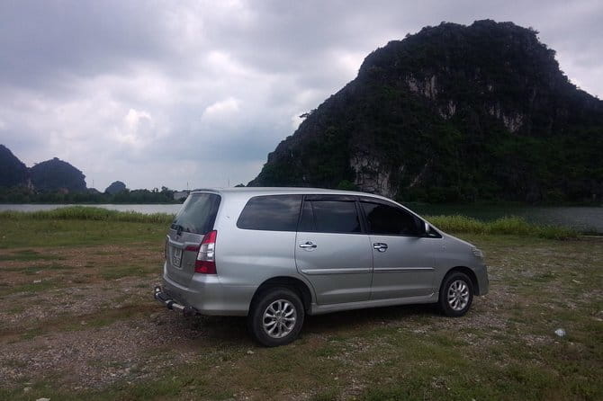 Private transfer Ninh Binh <=> Halong One Way (Free Hotel Pickup) - Arriving at a Halong cruise port or hotel