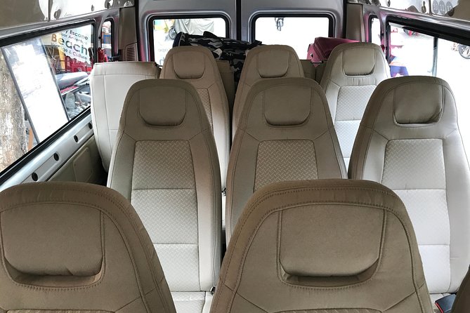 Private Transfer: Noi Bai Airport to/from Ha Noi City Center - Late-night arrivals and extra charges