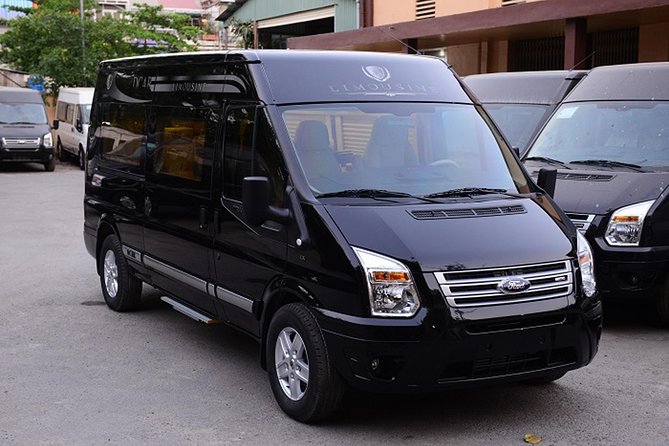 Private Transfers Hanoi <=> Halong One Way by Limousine Vehicles - Hotel pickup and airport arrival